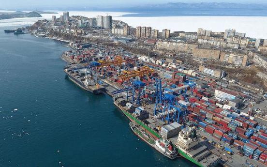 Russia Vladivostok Becomes a Transit Port for China's Domestic Trade